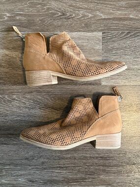 Dolce Vita Tommi Ankle Boot